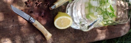 Нож Opinel №7 Nature, нержавеющая сталь, рукоять самшит, гравировка снежинки, 001553